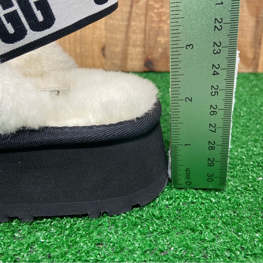 UGG 1121550 Suede Disco Cross Slide Sandal White Womens SZ 7, 8 - Picture 8 of 11